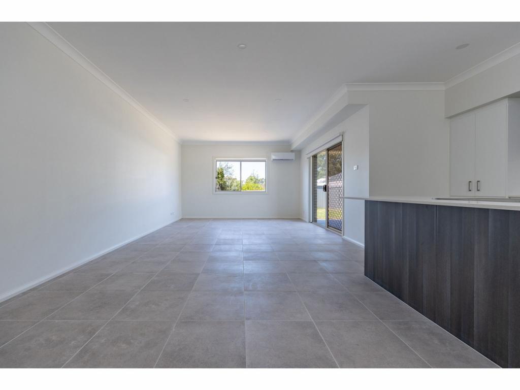 2/46 Shores Cres, Diamond Beach, NSW 2430