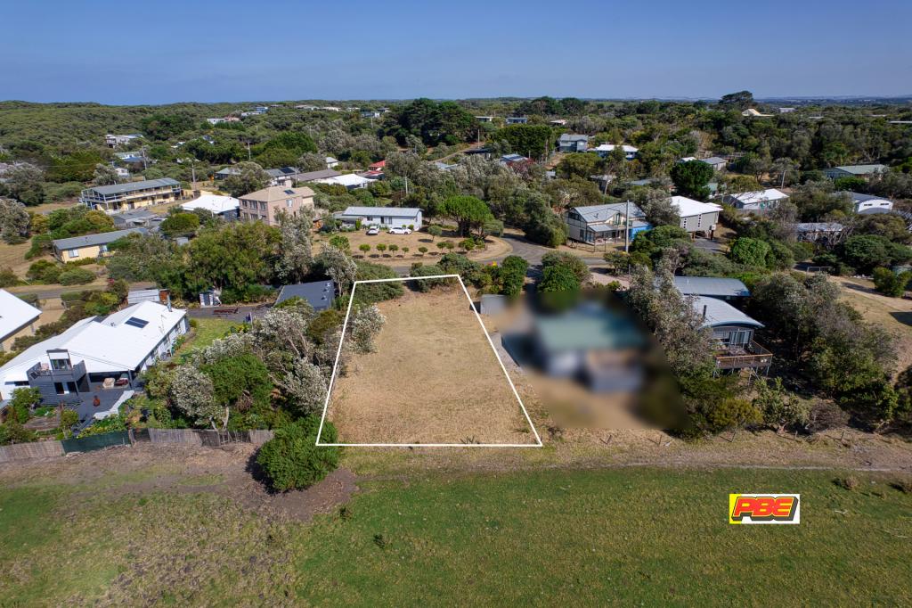 22 Anita Cres, Venus Bay, VIC 3956