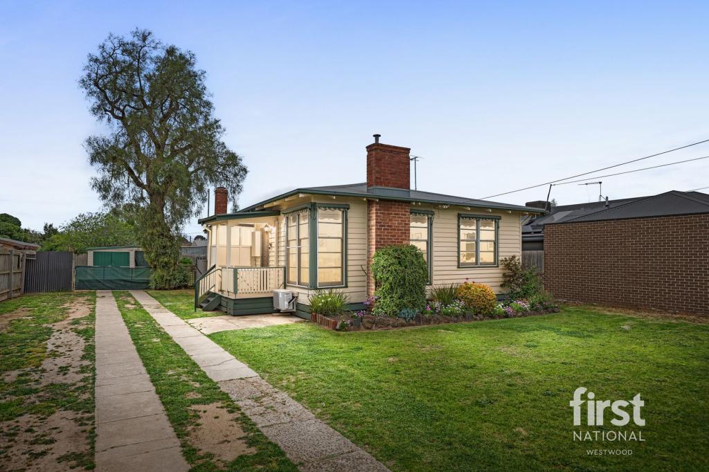 7 CATTANACH CRES, WERRIBEE, VIC 3030