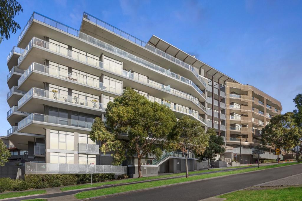 308/60 Edgewater Bvd, Maribyrnong, VIC 3032