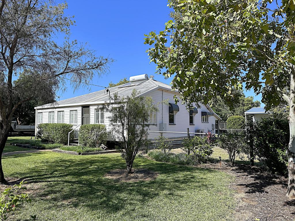 15 Fir St, Barcaldine, QLD 4725