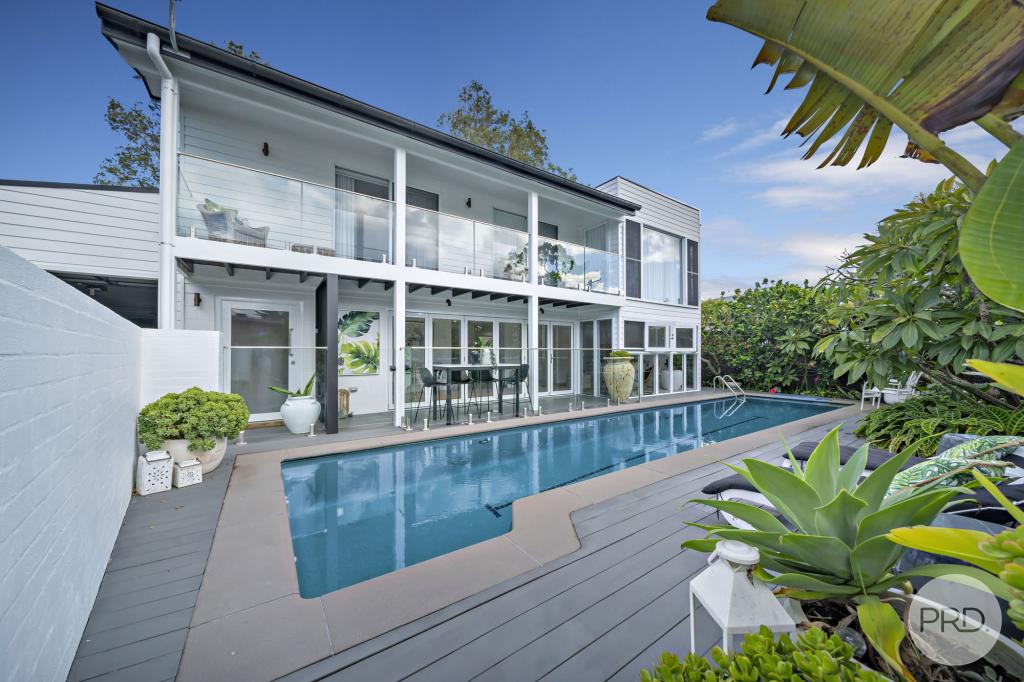 15 Sandy Point Rd, Corlette, NSW 2315