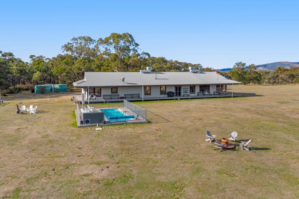 42 Townsing Rd, Amphitheatre, VIC 3468