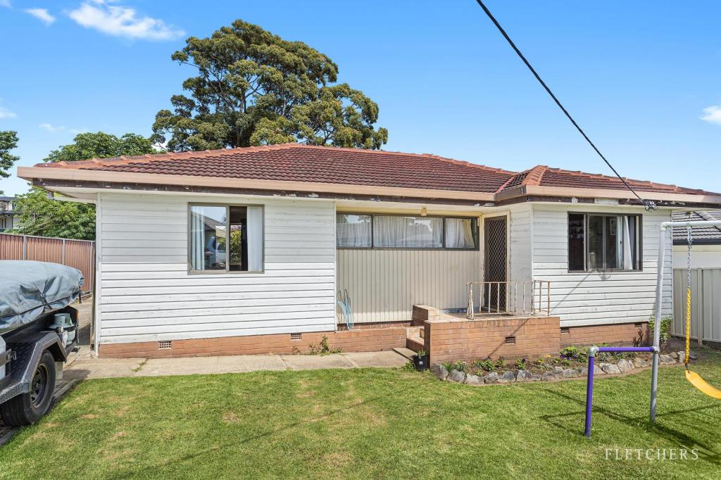 30 Woodfull St, Warilla, NSW 2528