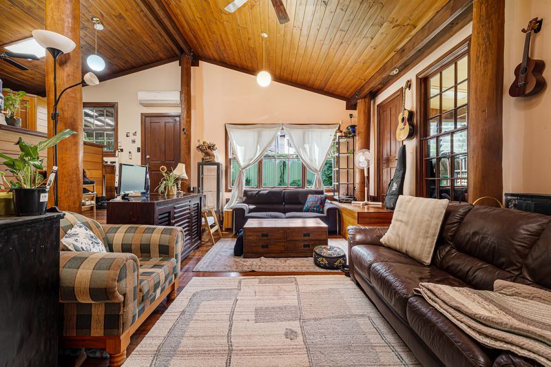 229 Lieutenant Bowen Dr, Bowen Mountain, NSW 2753