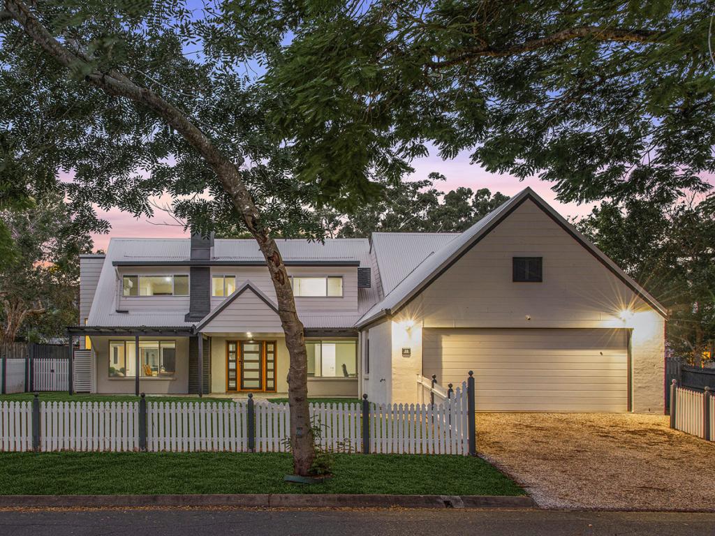 39 Donatello St, Fig Tree Pocket, QLD 4069