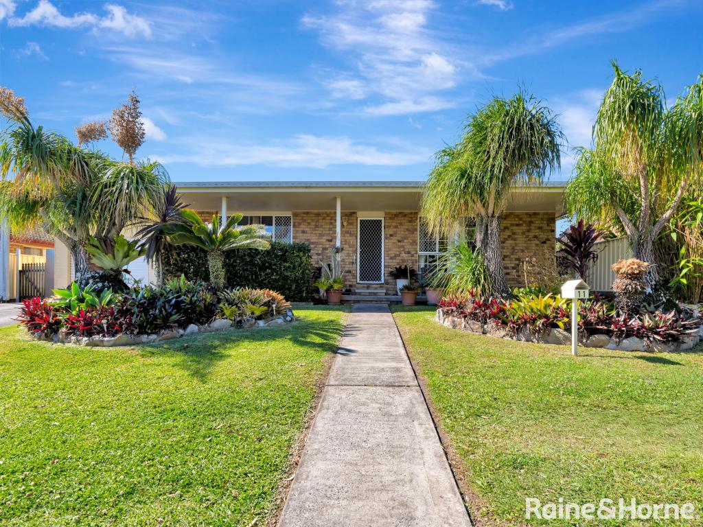 11 Plater Cres, Townsend, NSW 2463