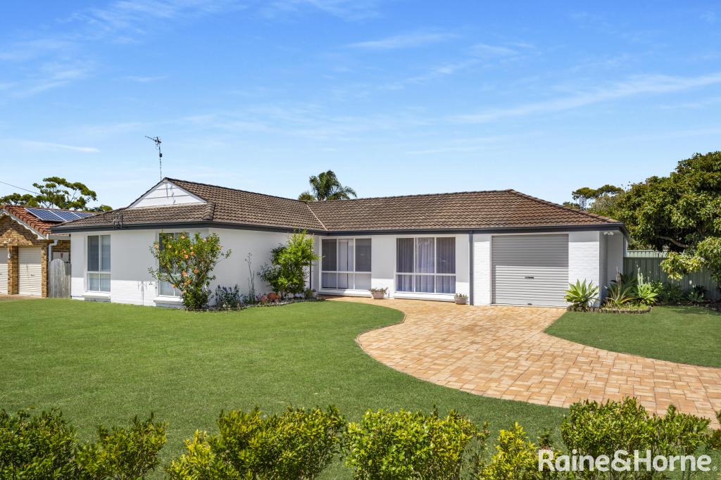 2 Woolstencraft St, Shoalhaven Heads, NSW 2535