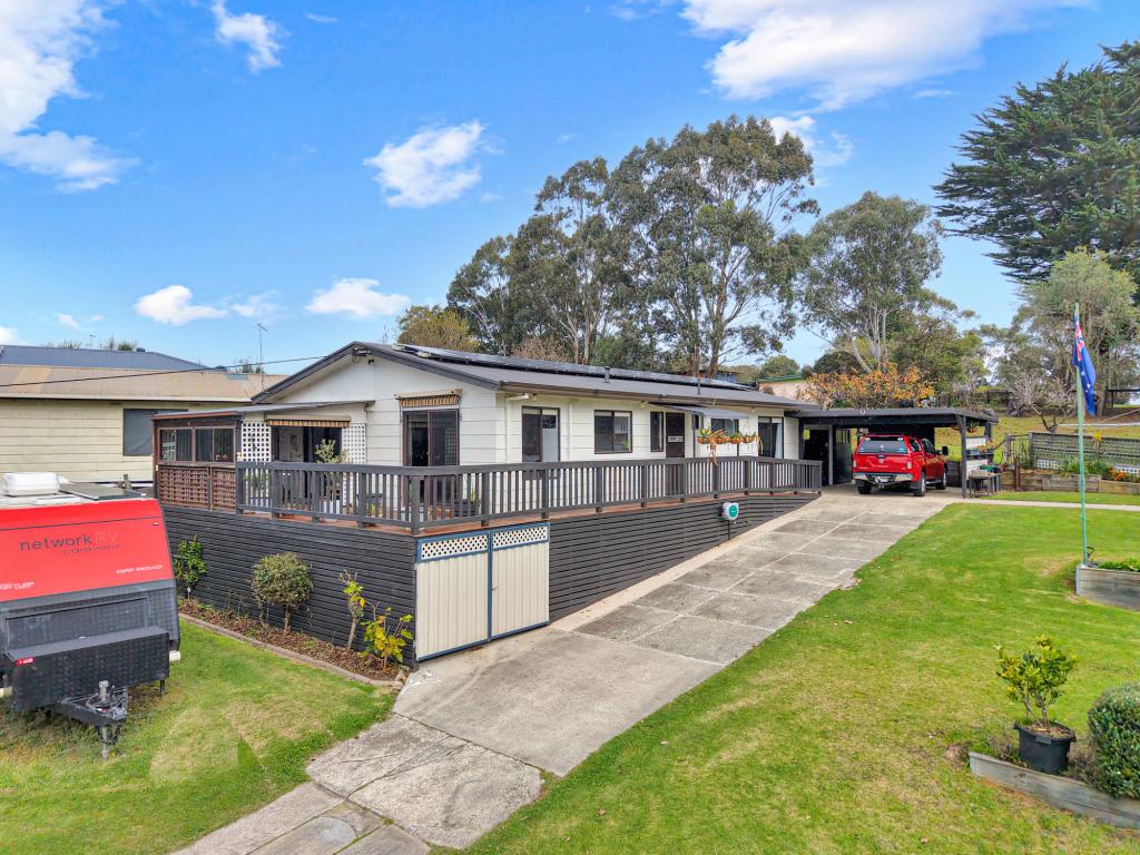 6-8 Ozone Cres, Lakes Entrance, VIC 3909