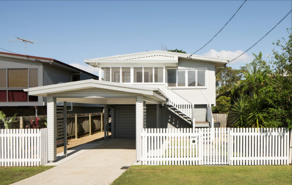 19 Bingara St, Cannon Hill, QLD 4170