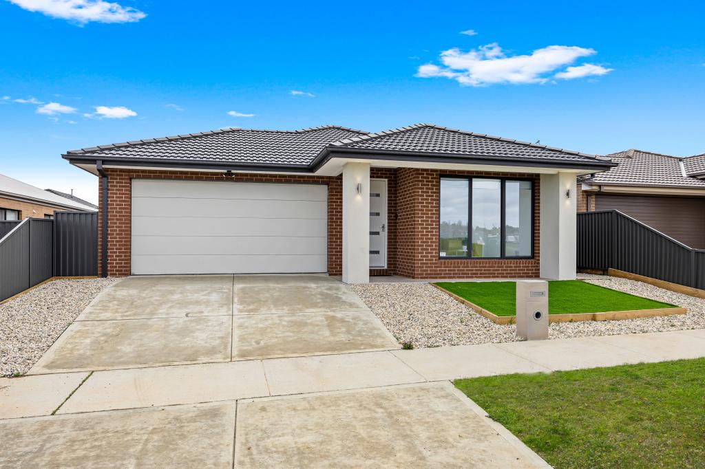 14 Martland St, Lucas, VIC 3350