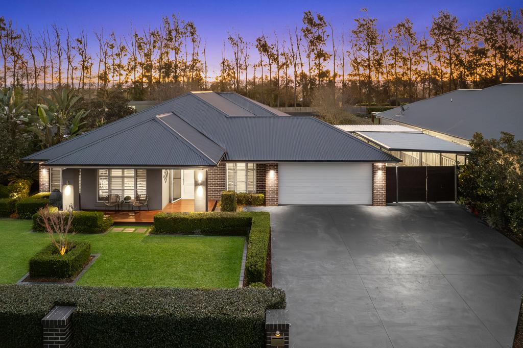 63 FERNADELL DR, PITT TOWN, NSW 2756