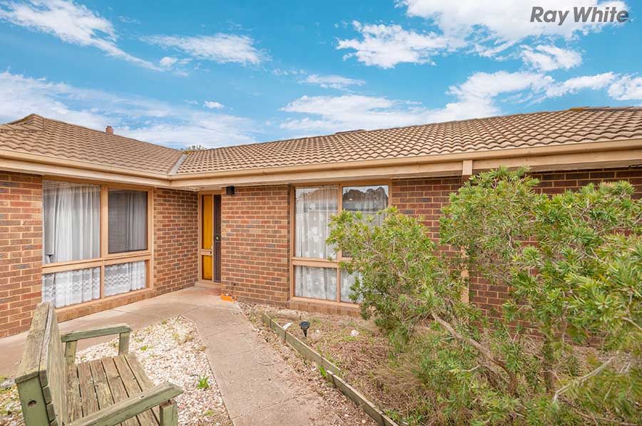 3 Farmer Ct, Melton West, VIC 3337