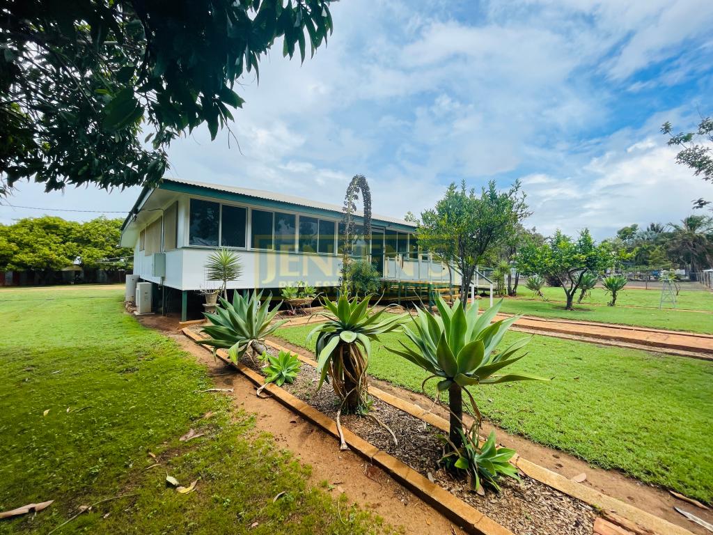 35 DALRYMPLE RD, RICHMOND HILL, QLD 4820