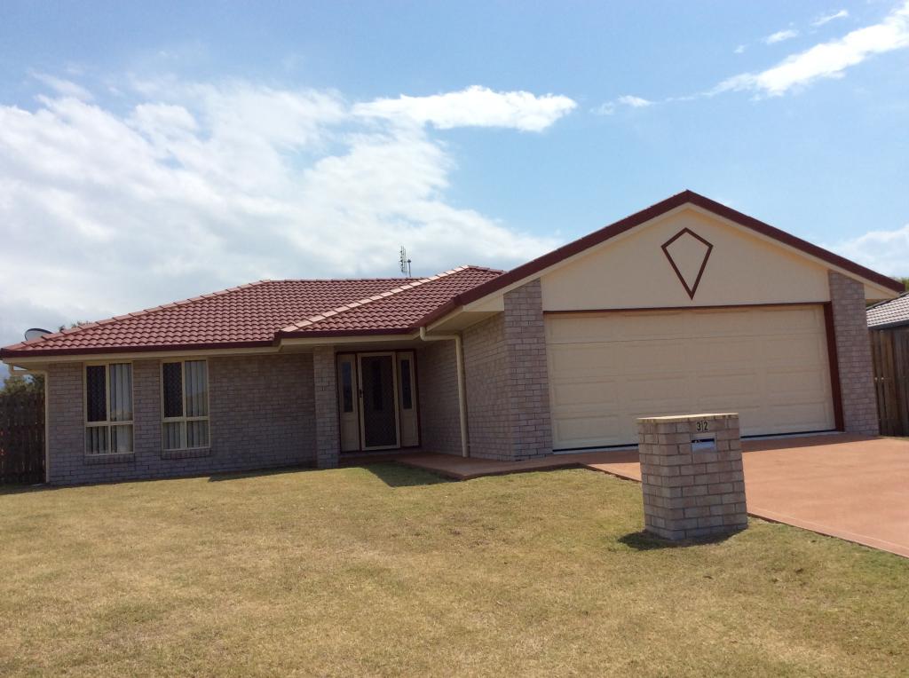 32 Spinnaker Dr, Point Vernon, QLD 4655