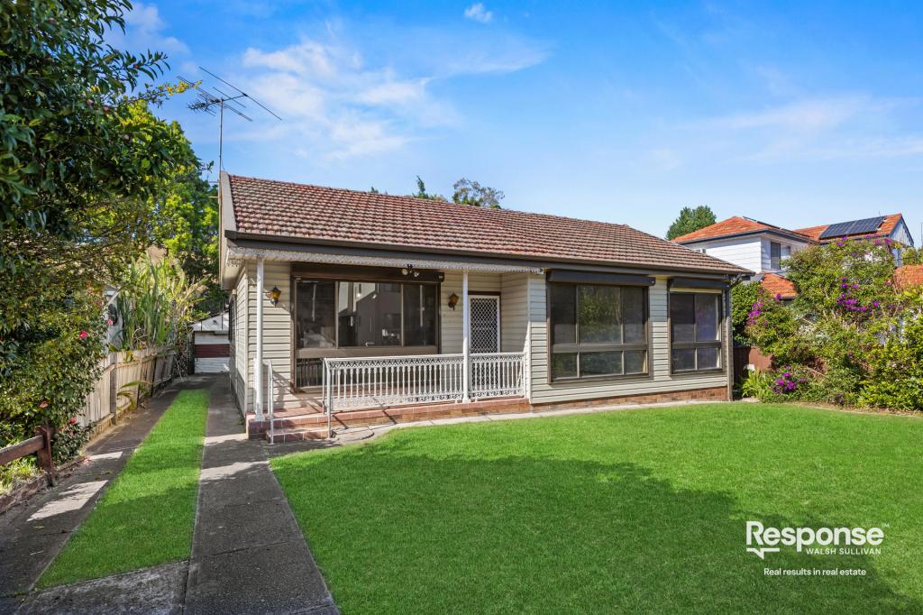 52 Balmoral Rd, Northmead, NSW 2152