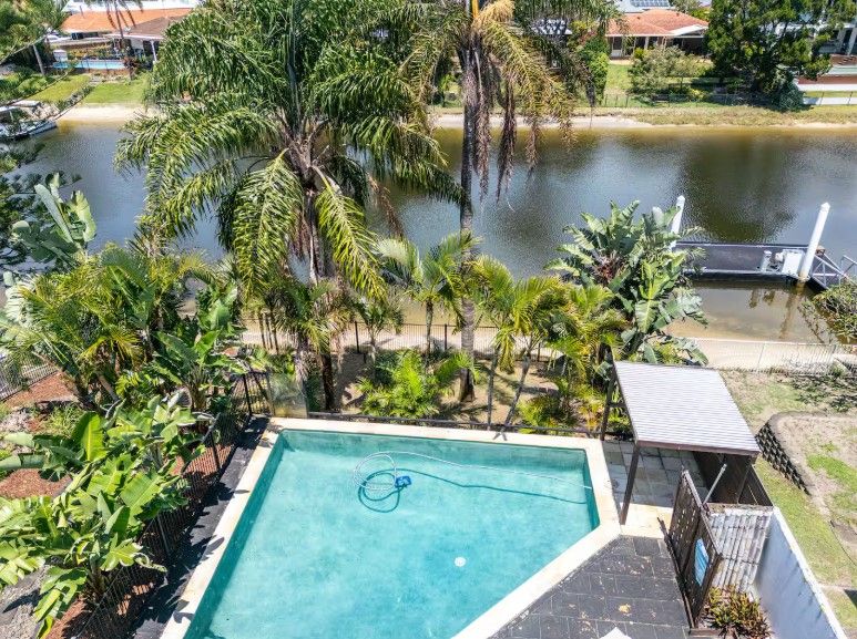14 Driver Ct, Mermaid Waters, QLD 4218