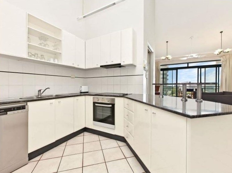 12/8 Knuckey St, Darwin City, NT 0800