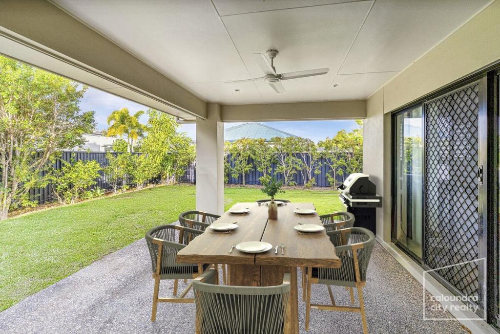 4 Creek View Pl, Pelican Waters, QLD 4551
