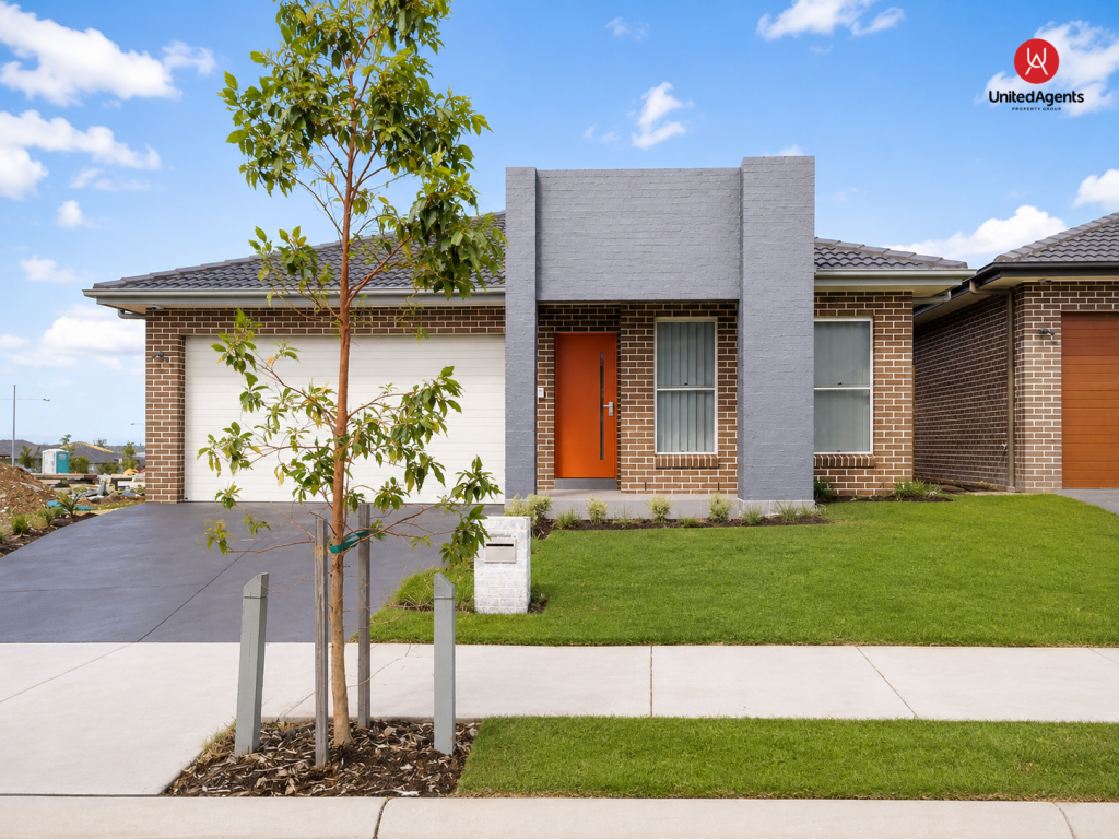3 SKAIFE ST, ORAN PARK, NSW 2570