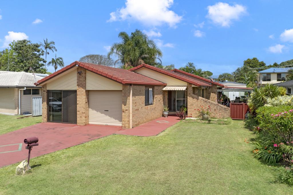 11 Vera St, Redland Bay, QLD 4165