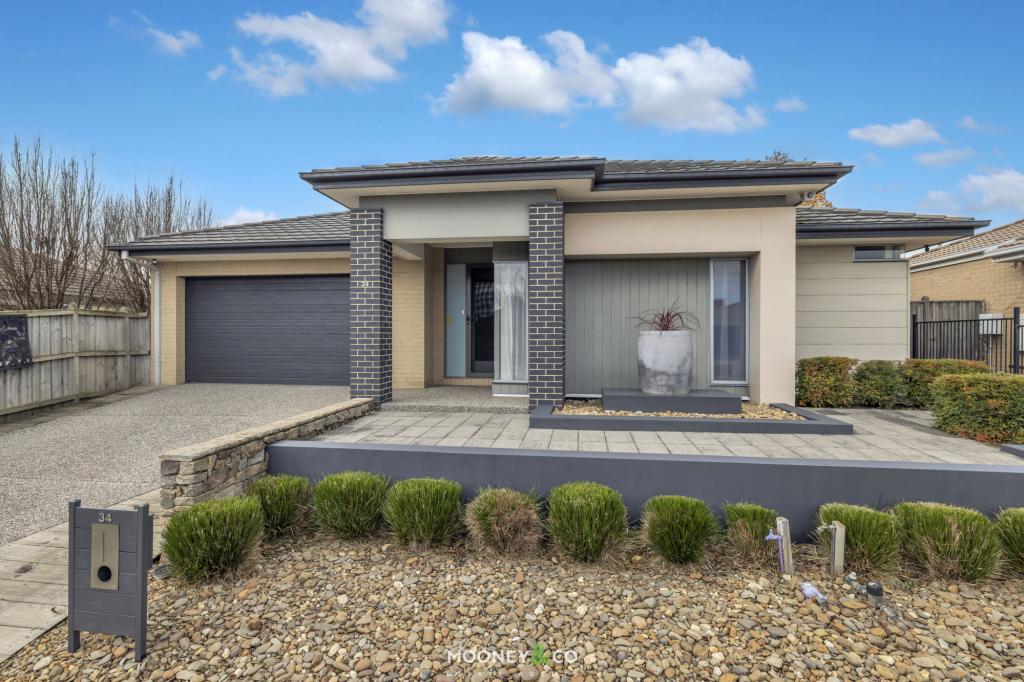 34 Crepe Ave, Cranbourne West, VIC 3977