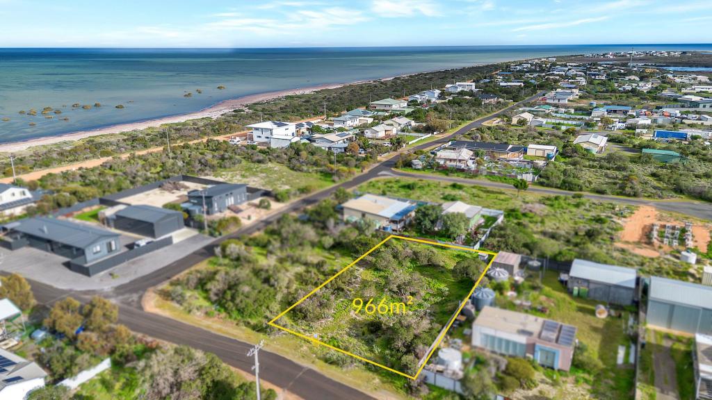 7 PETREL CRES, THOMPSON BEACH, SA 5501