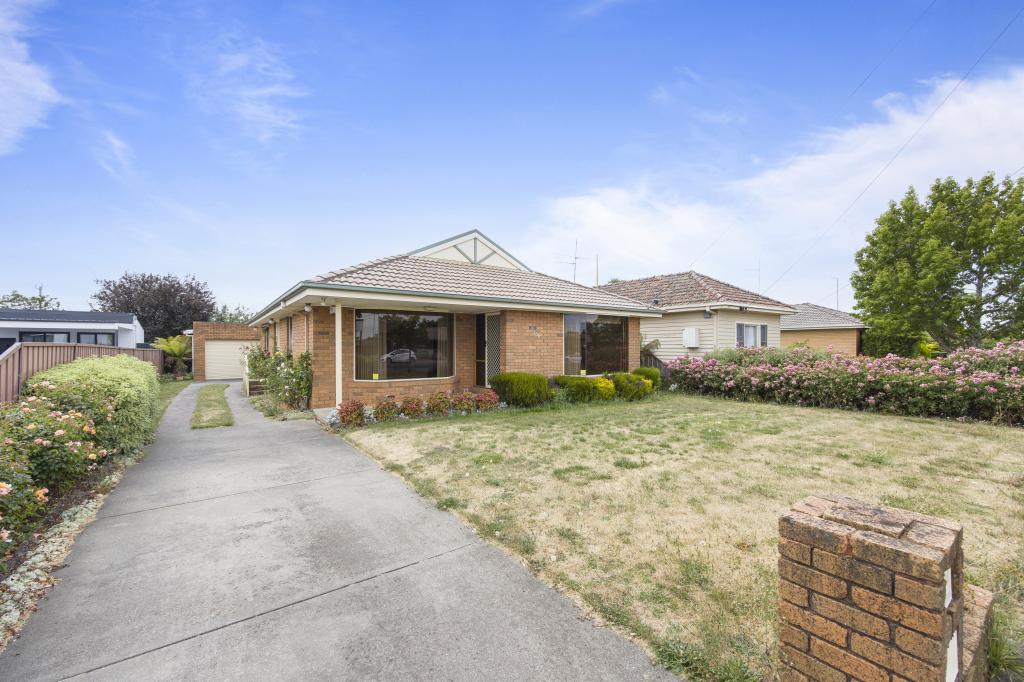1138 Norman St, Wendouree, VIC 3355