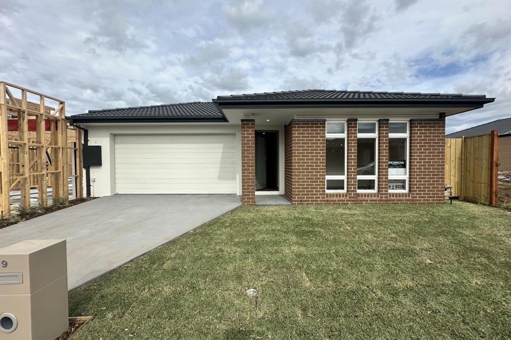 9 Texel Rd, Mambourin, VIC 3024