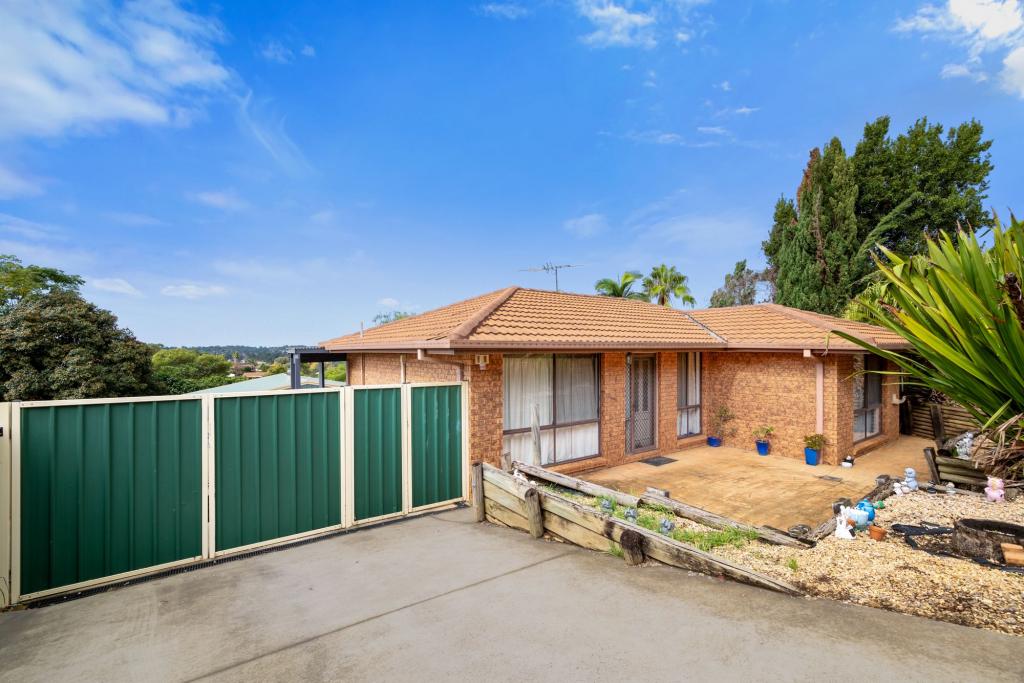 11 Fannich Pl, St Andrews, NSW 2566