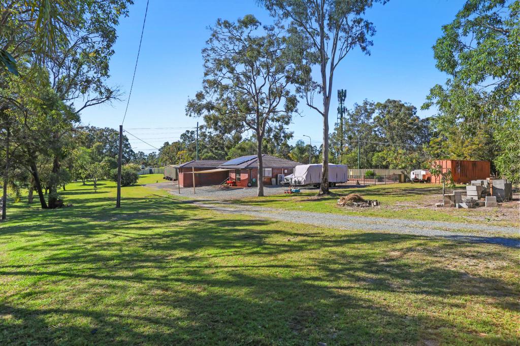 1 Hammond Dr, Gaven, QLD 4211