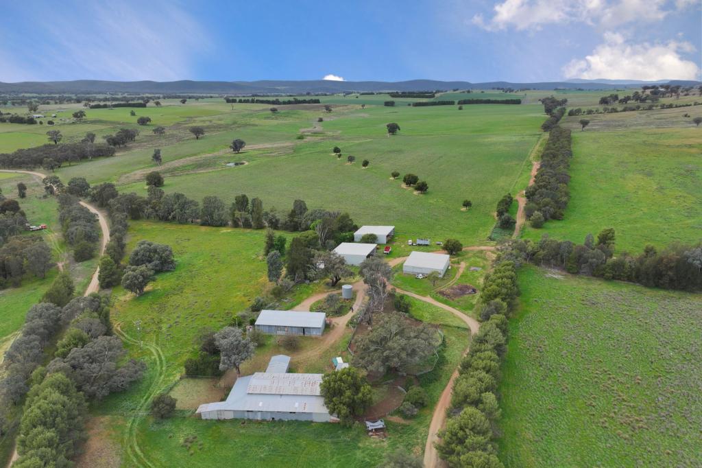 "Moura" Waterhole Creek Rd, Mandagery, NSW 2870