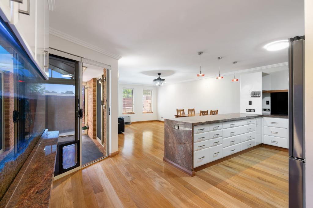 8/2 Station Rd, Margaret River, WA 6285