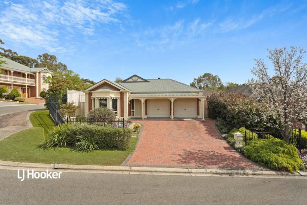 9 Rokewood Cct, Golden Grove, SA 5125