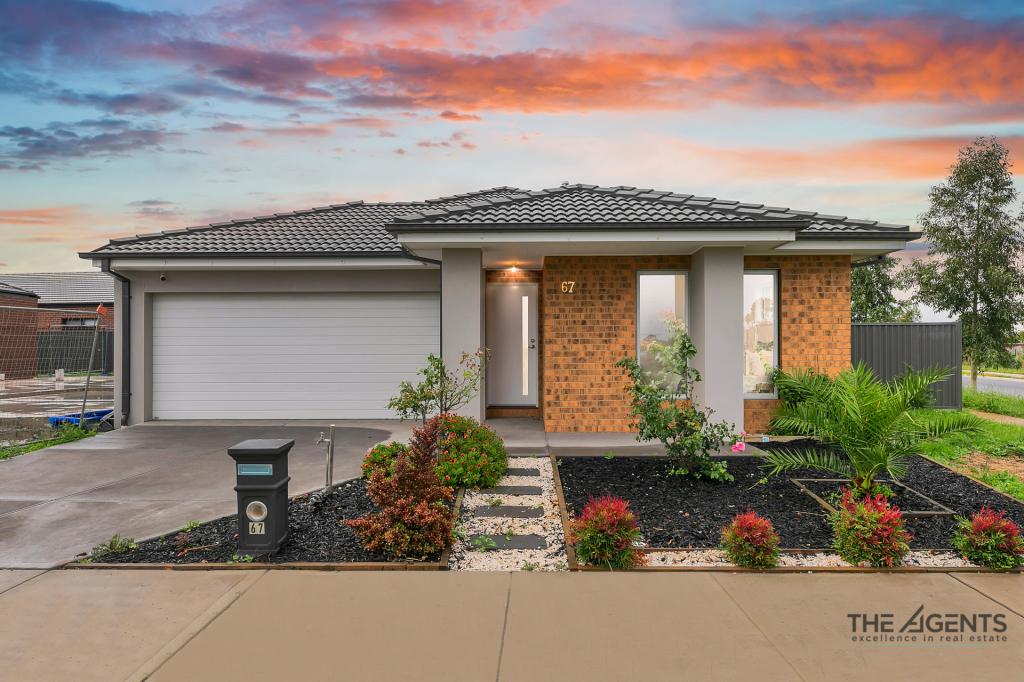 67 Greenpoint Drive, Rockbank, VIC 3335 House for sale OnTheHouse