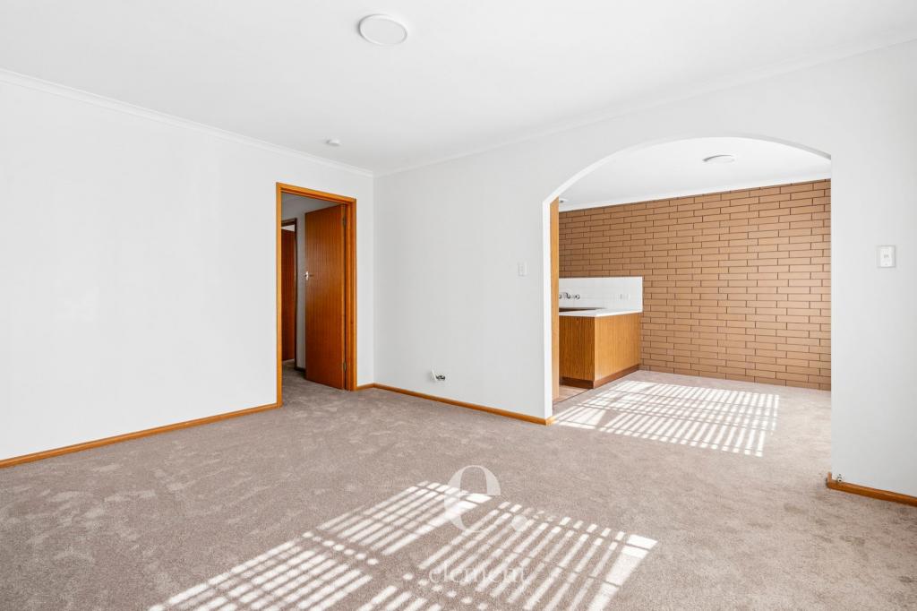3/9 STAFFORD ST, HERNE HILL, VIC 3218
