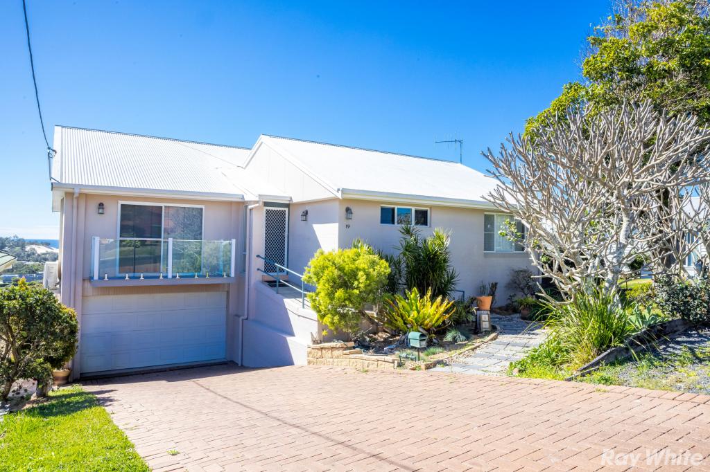 19 Churchill Rd, Forster, NSW 2428