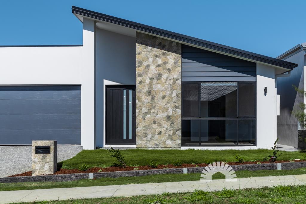 28 GRASSTREE ST, MORAYFIELD, QLD 4506