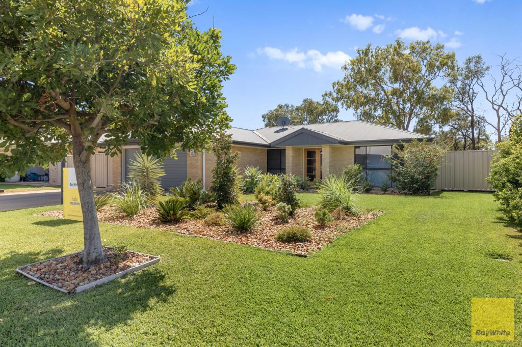 11 Canterbury Rd, Emerald, QLD 4720