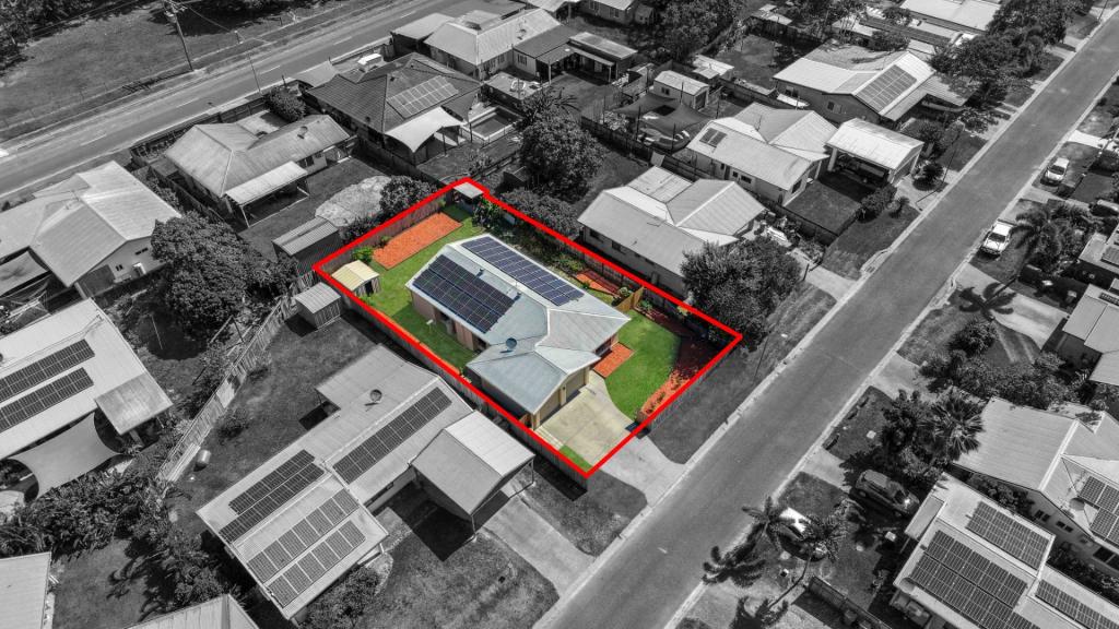 5 FERNGULLY ST, WHITE ROCK, QLD 4868