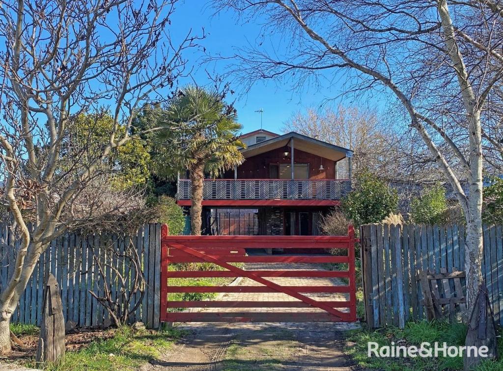 103 Wallace St, Braidwood, NSW 2622