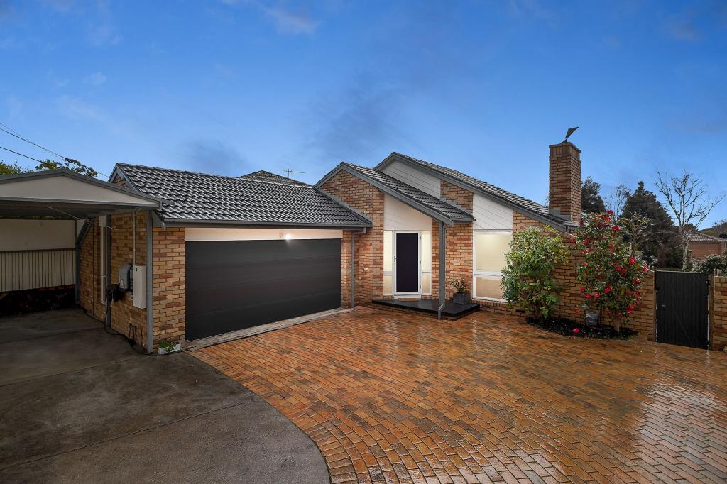 9 Mount Erin Cres, Frankston South, VIC 3199