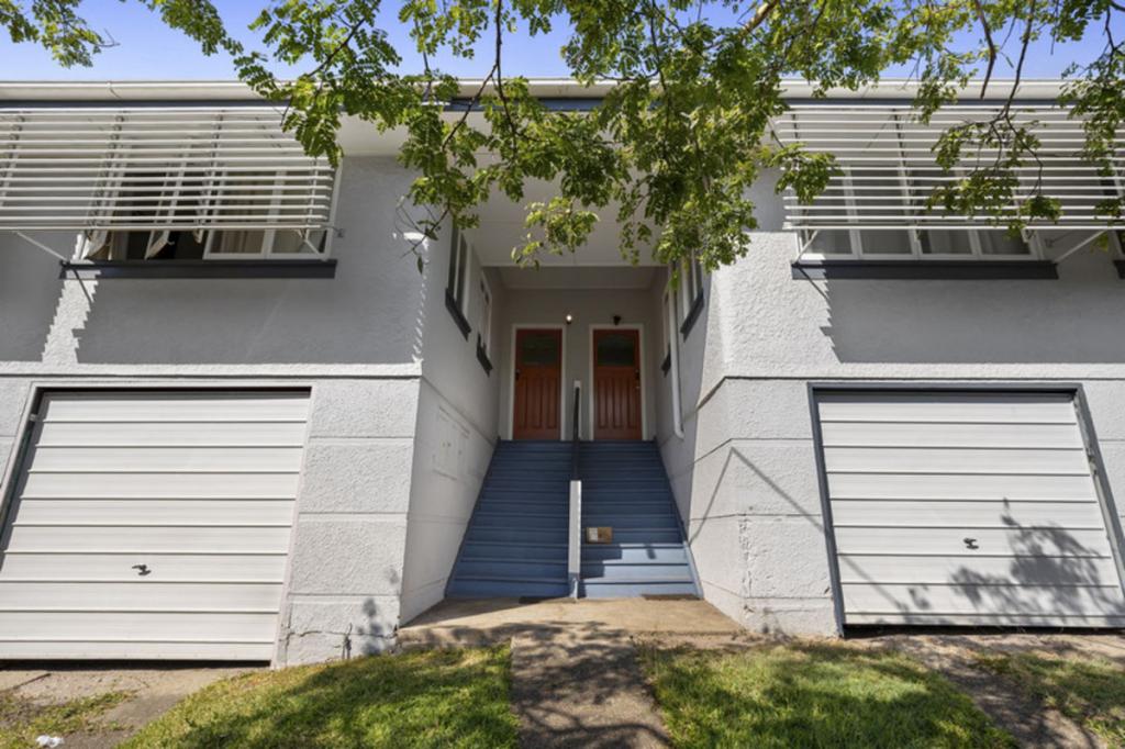 4/12 ST KILDA PL, ANNERLEY, QLD 4103