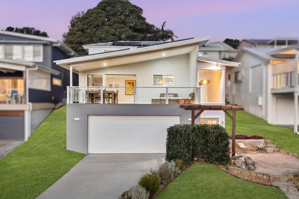 34 Masefield Ave, Bateau Bay, NSW 2261