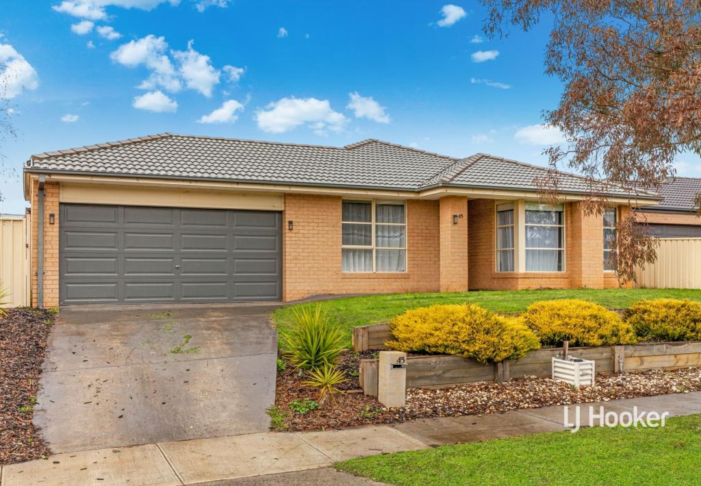 45 Chloe Dr, Broadford, VIC 3658