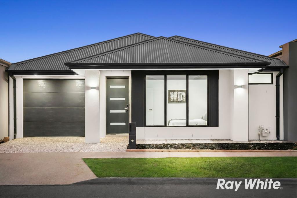 16 Burrawang Loop, Mickleham, VIC 3064