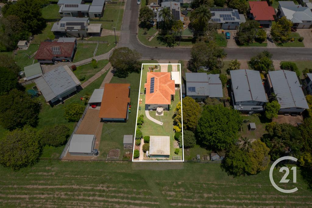 18 Winifred St, North Booval, QLD 4304