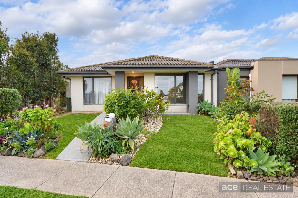 7 BEACHSIDE CRES, POINT COOK, VIC 3030