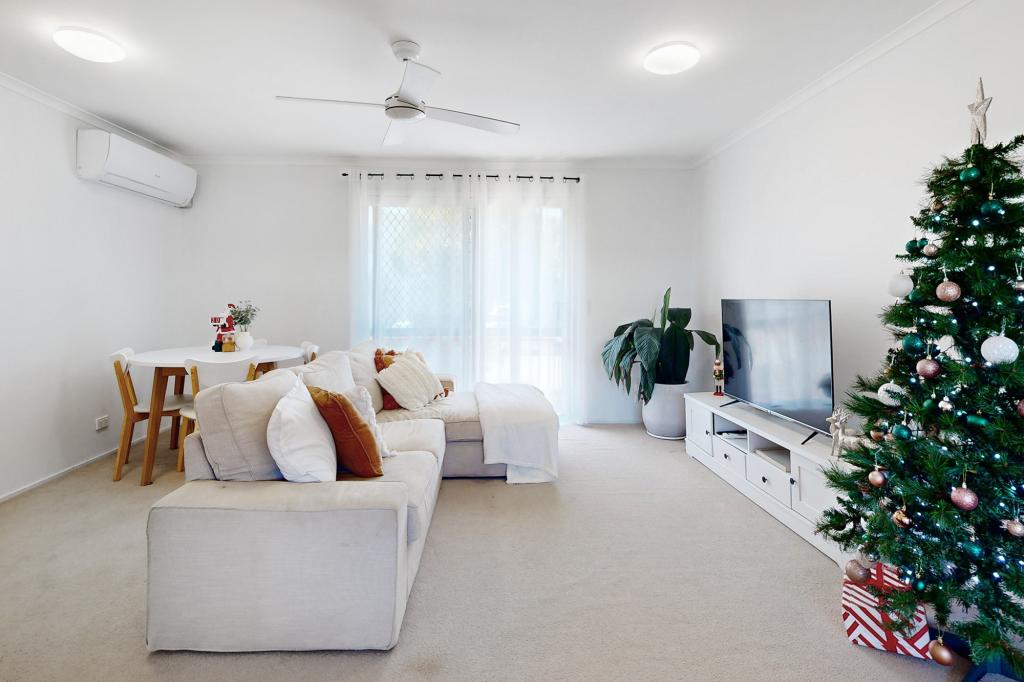 2/10 Nundah Ave, Miami, QLD 4220