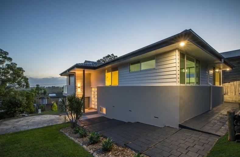 30 Valley View Rd, Bateau Bay, NSW 2261